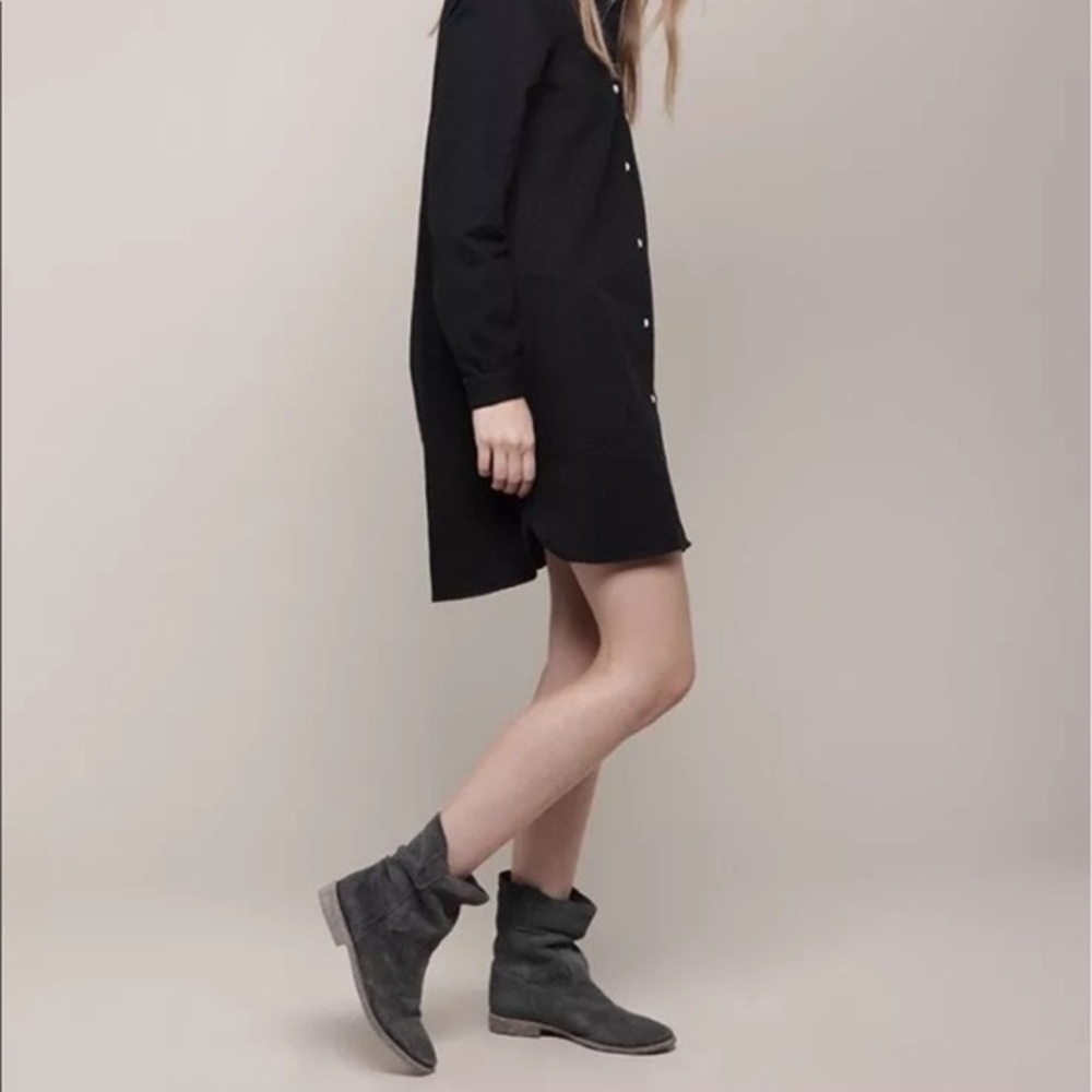 Isabel Marant ‘Jenny’ boot in navy suede